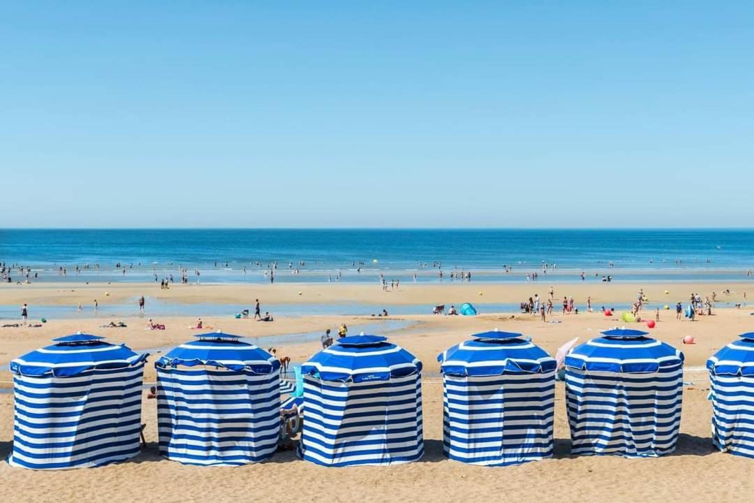 קאבורג Charmant 2 Pieces A 5 Mn A Pied De La Mer מראה חיצוני תמונה